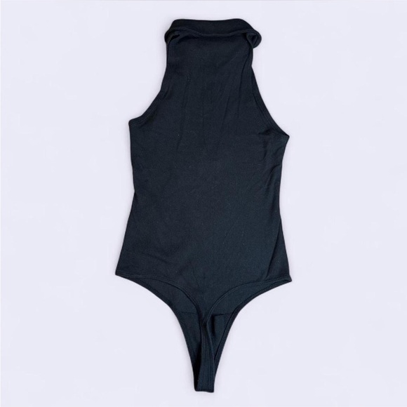 👕 Abercrombie & Fitch Soft A&F Rib Halter Bodysuit - Black S - Picture 6 of 6